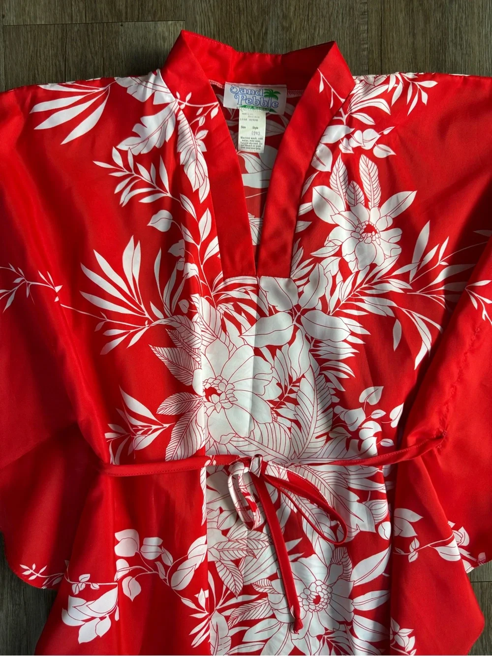Vintage Hawaiian Kimono Style Top Red Floral - Picture 2 of 4